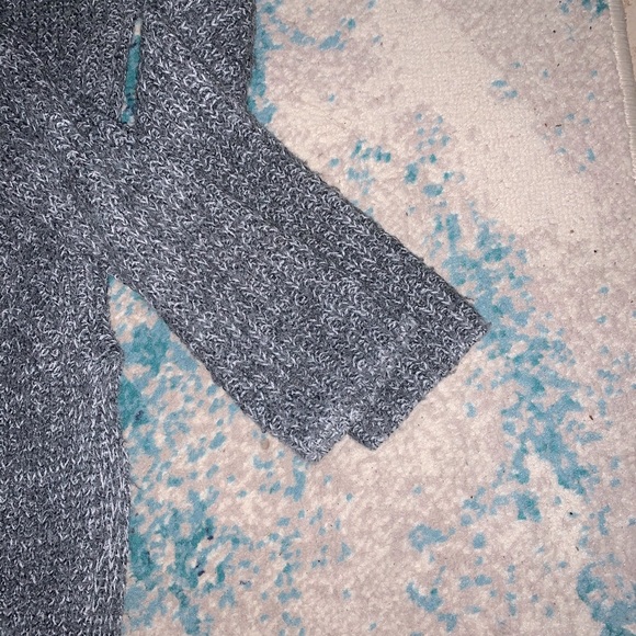 •Donated to Fire Evacuees• StreetWear Society Knitwear size Small - Picture 10 of 16